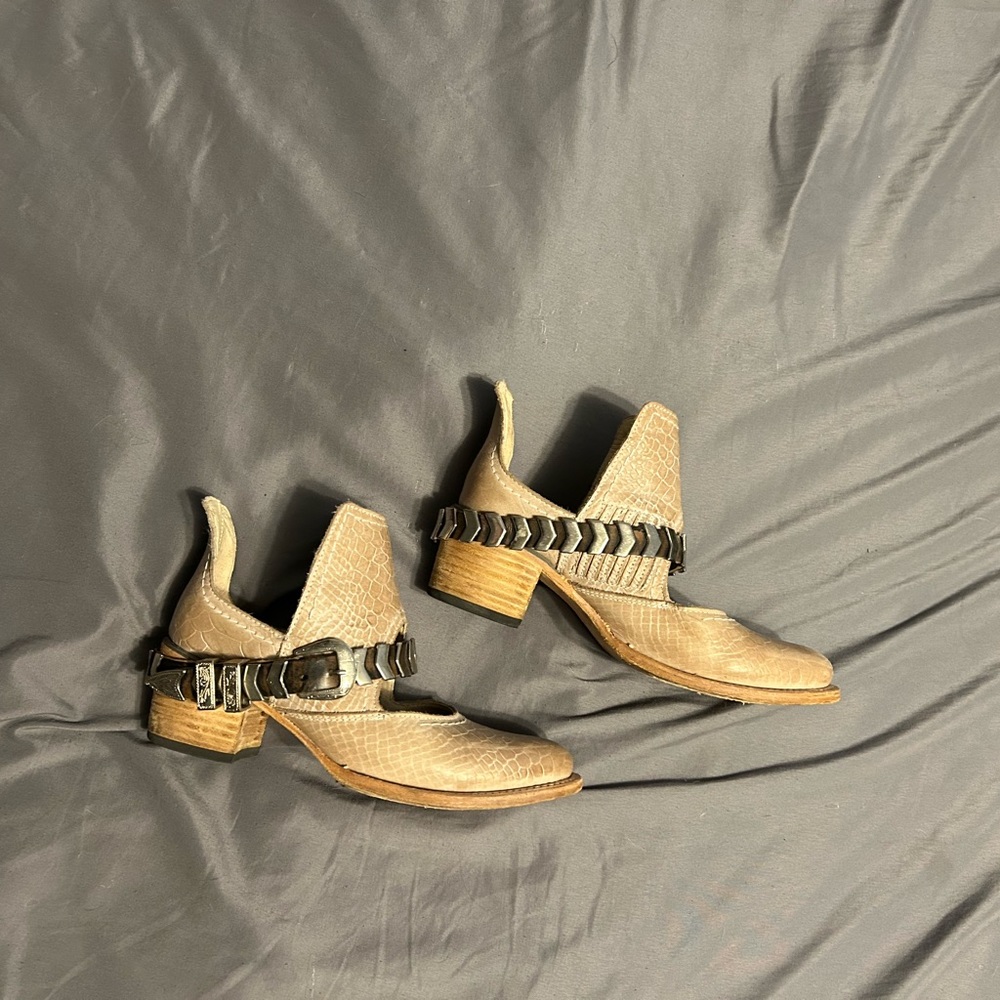 Freebird Blades size 6